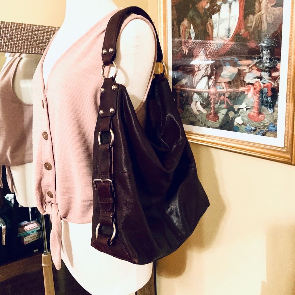 TANO chocolate leather handbag.